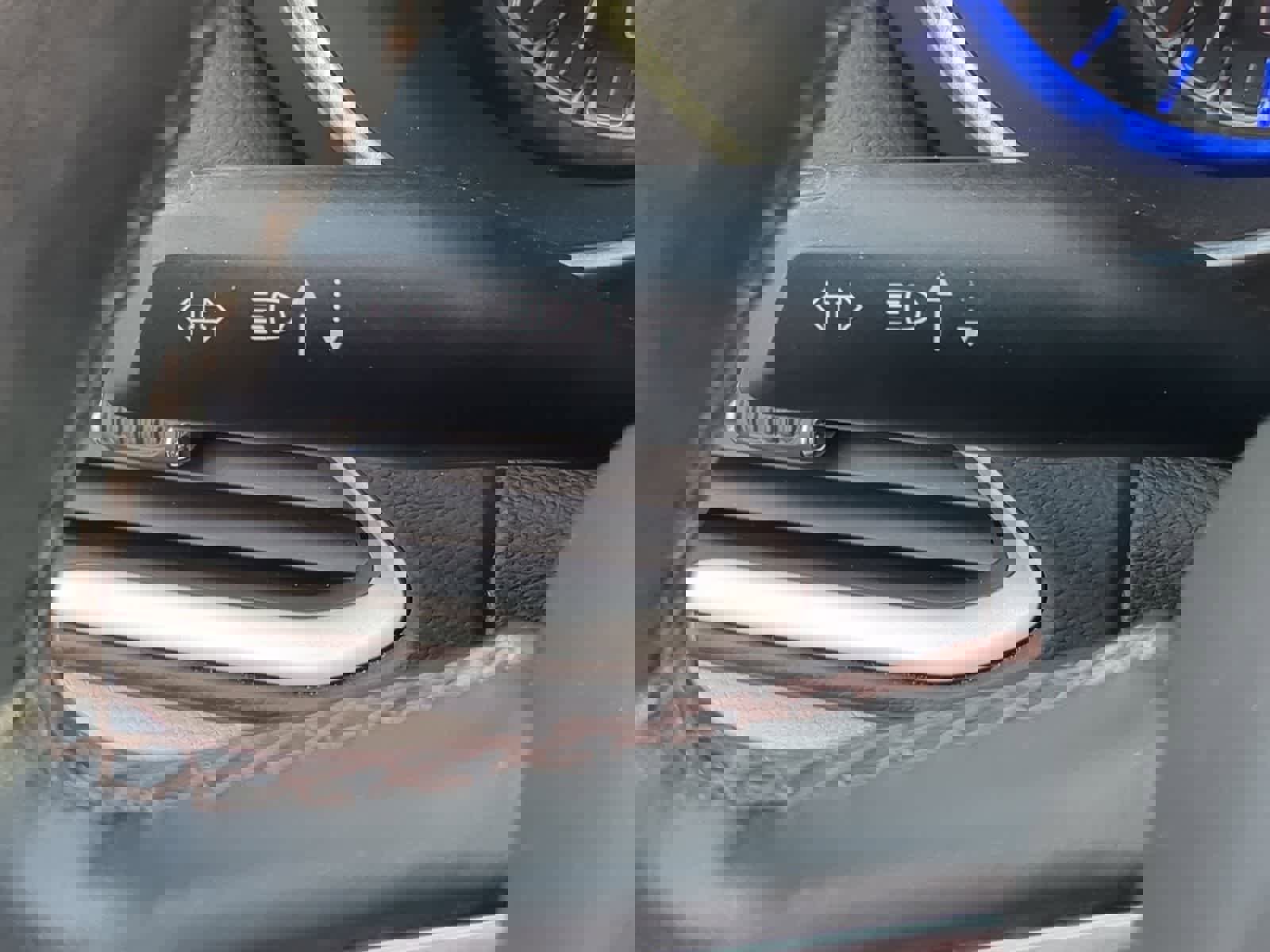 Certified 2020 Chrysler Pacifica Touring-L Plus w/ Tire & Wheel Group image 26