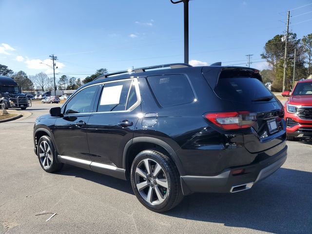 Used 2024 Honda Pilot Touring image 6