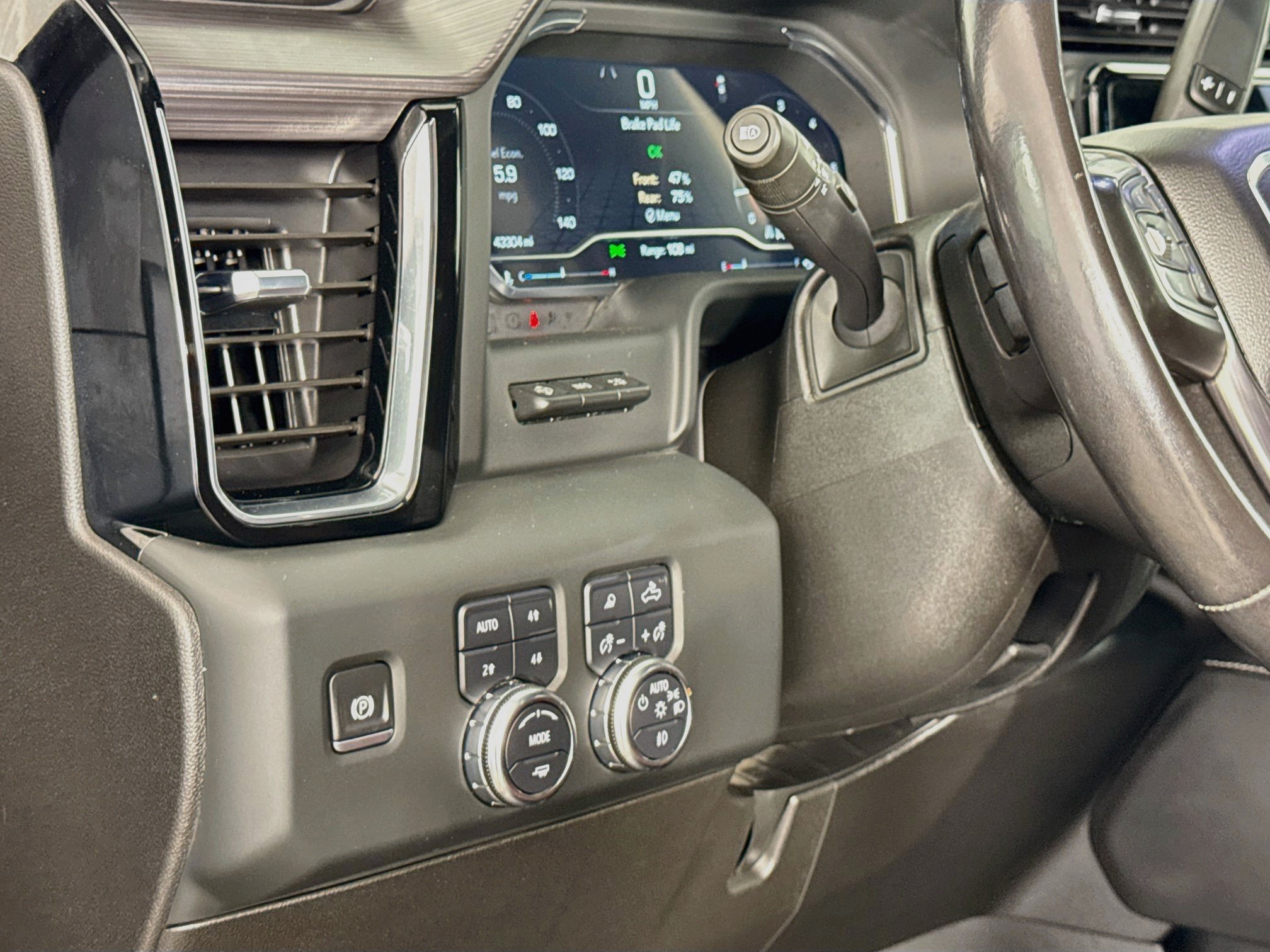 Used 2024 GMC Sierra 2500 Denali Ultimate AWD/4WD image 14