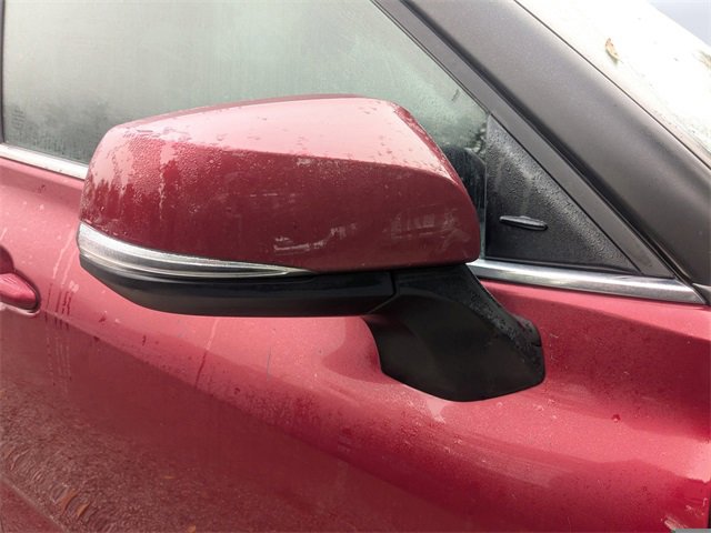 Used 2023 Toyota Highlander L image 11