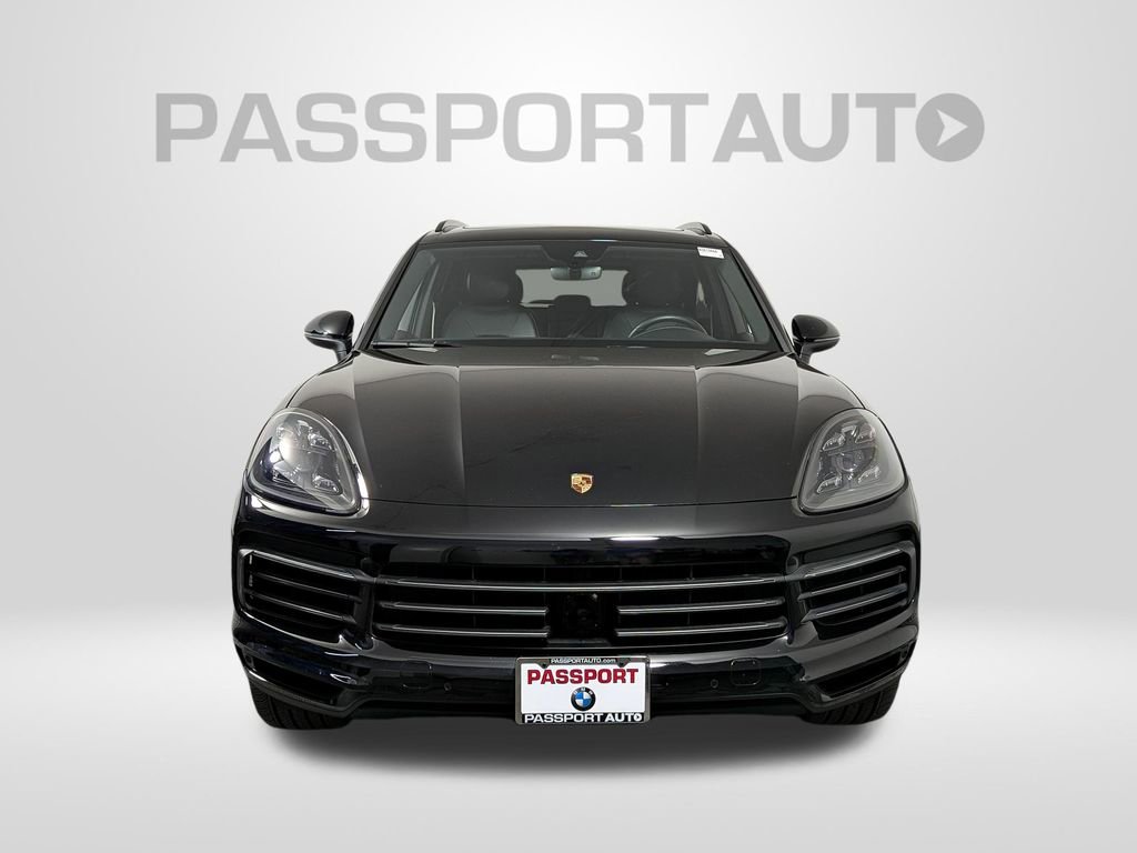 Used 2022 Porsche Cayenne Platinum Edition image 10
