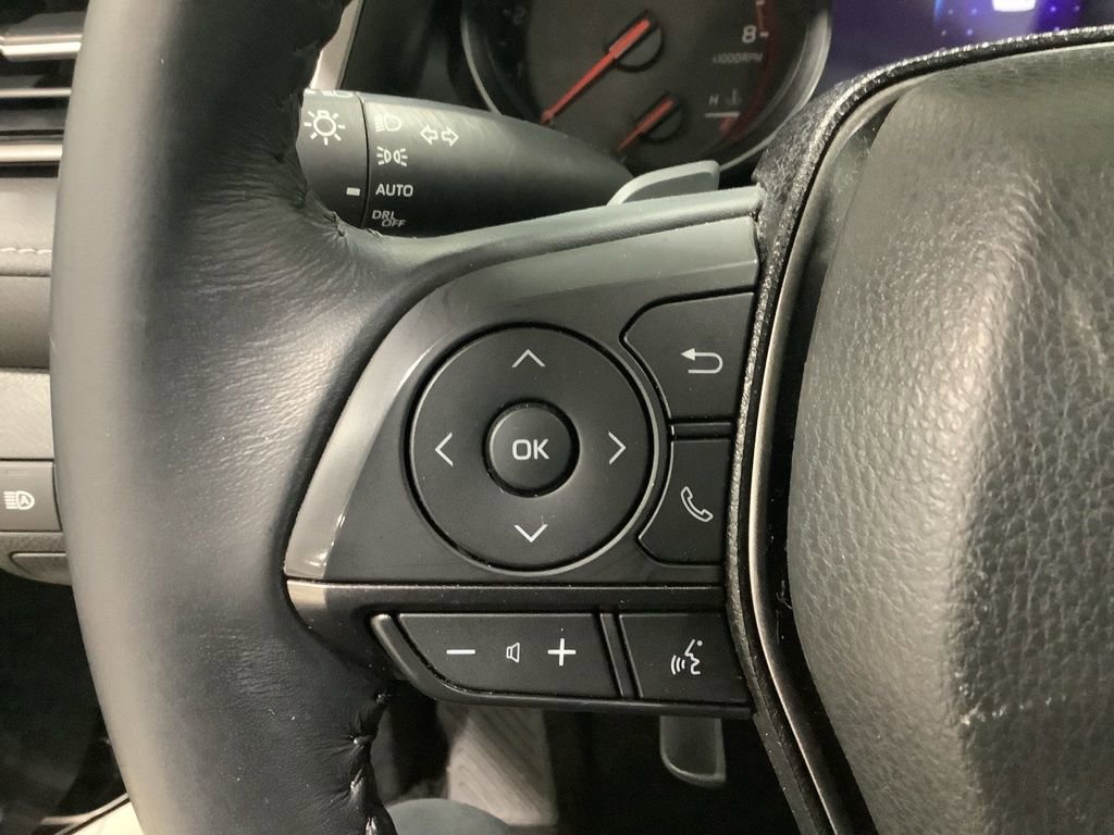 Used 2021 Toyota Camry XSE image 13