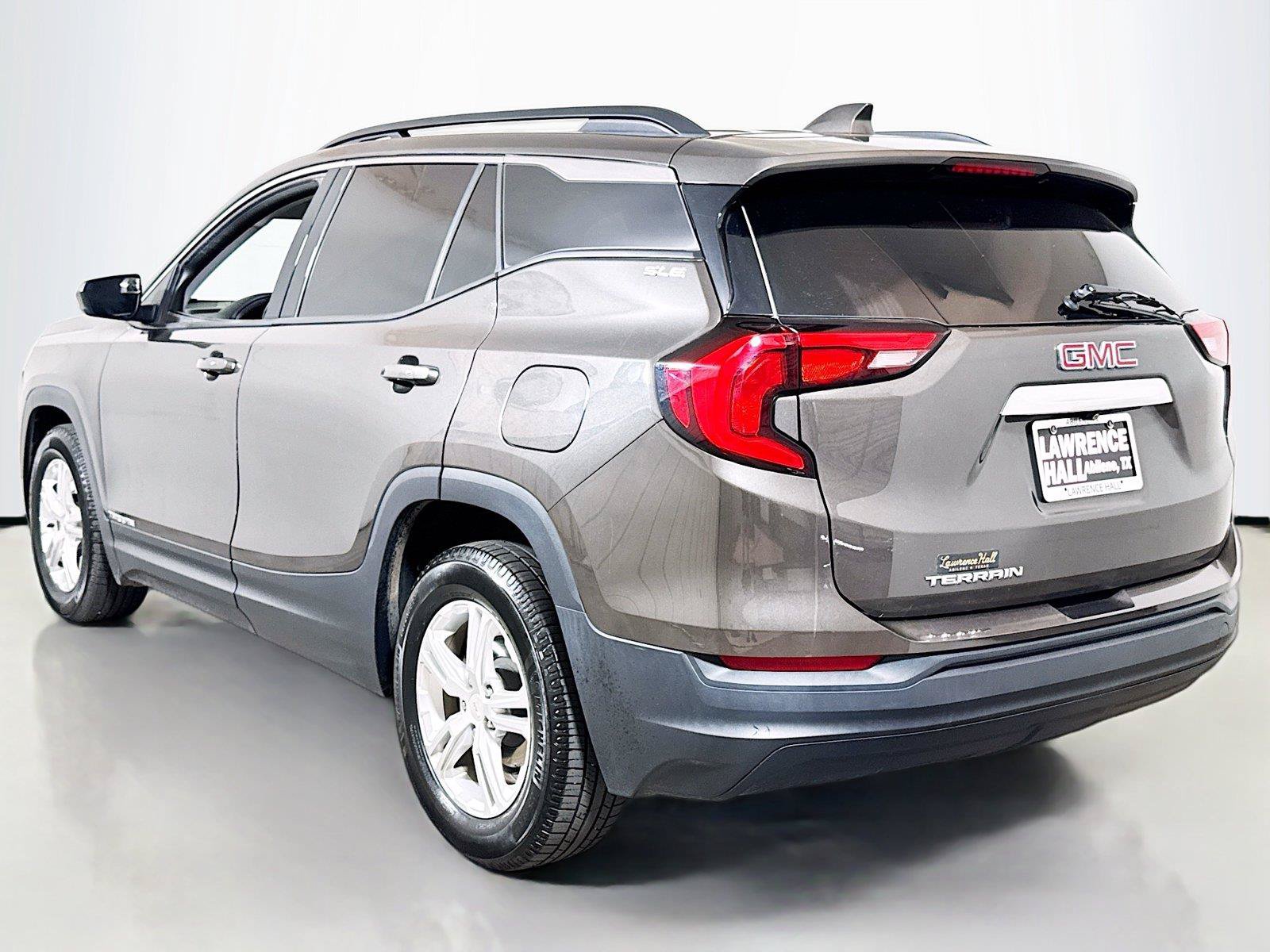 Used 2020 GMC Terrain SLE w/ Driver Convenience Package FWD image 6