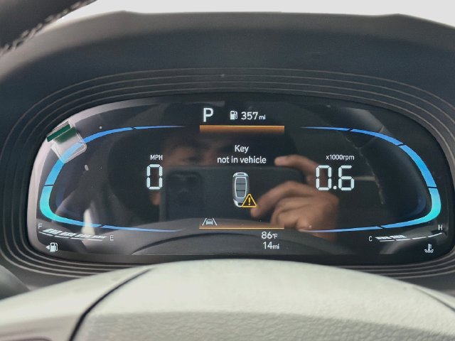New 2026 Hyundai Venue SEL FWD image 12