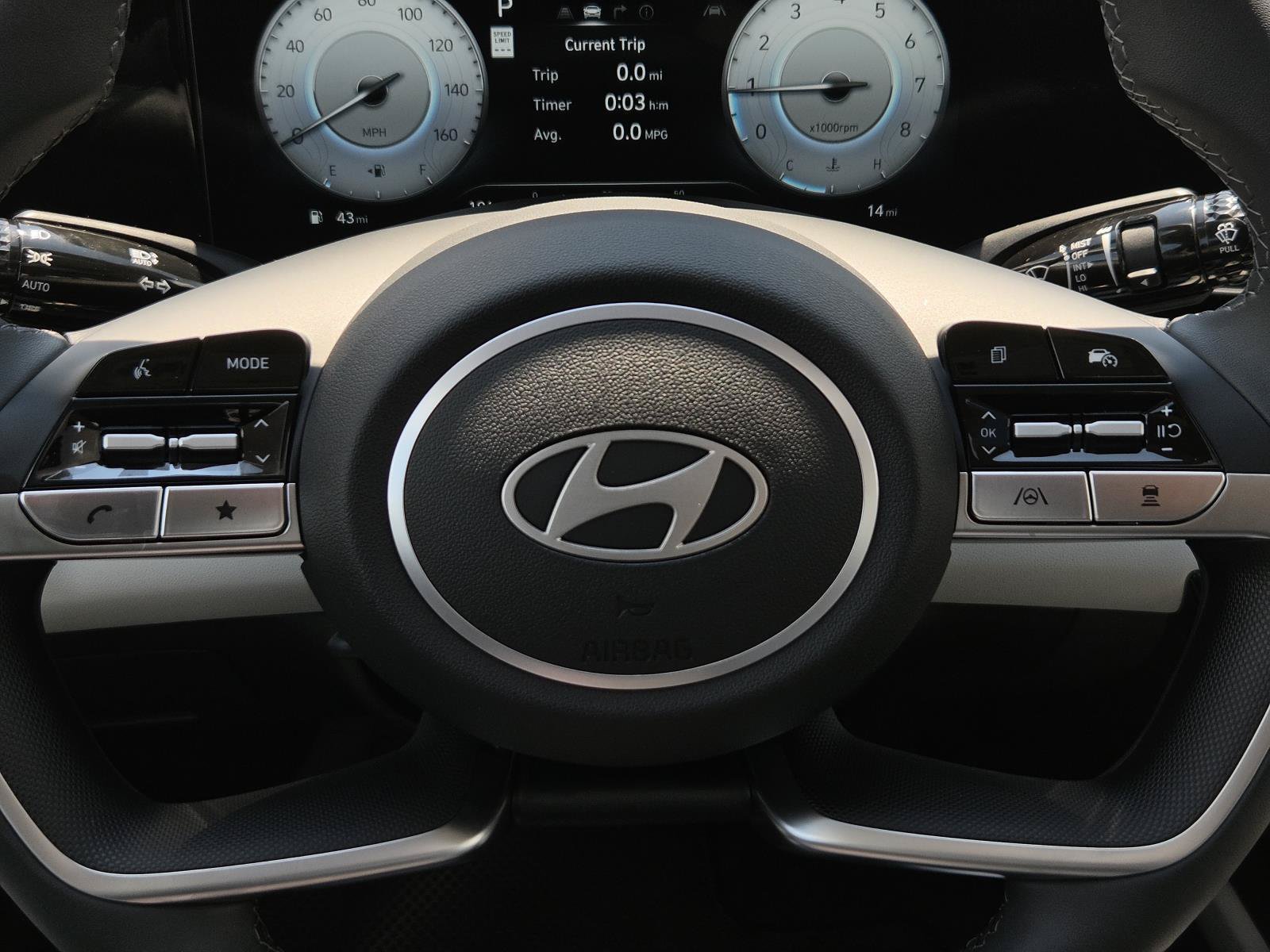 New 2026 Hyundai Elantra Limited FWD image 22