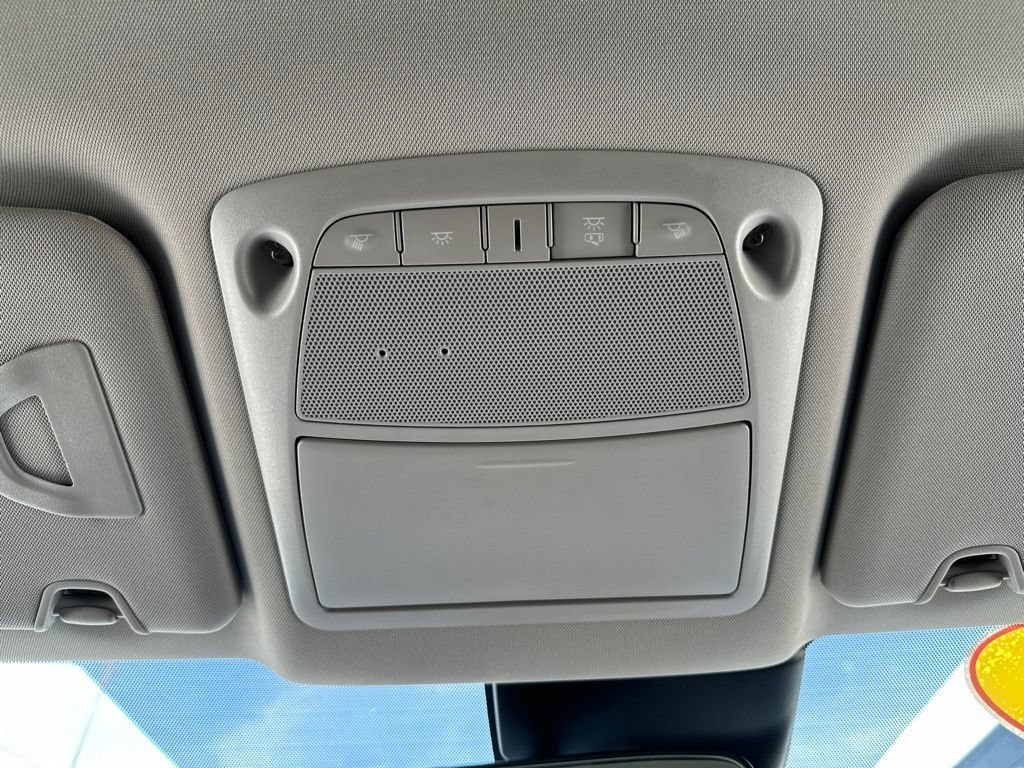 Used 2019 Nissan Rogue SV AWD/4WD image 36