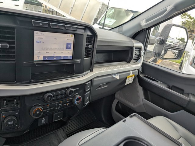 Used 2024 Ford F550 XL image 19