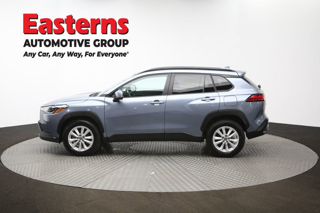 Used 2024 Toyota Corolla Cross LE image 57