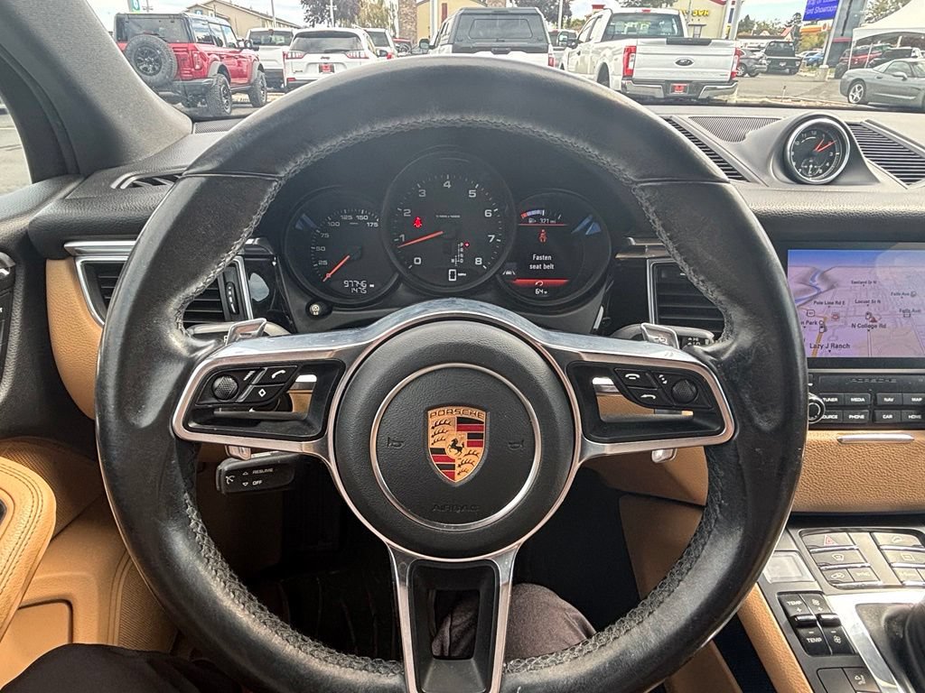 Used 2017 Porsche Macan AWD/4WD image 13