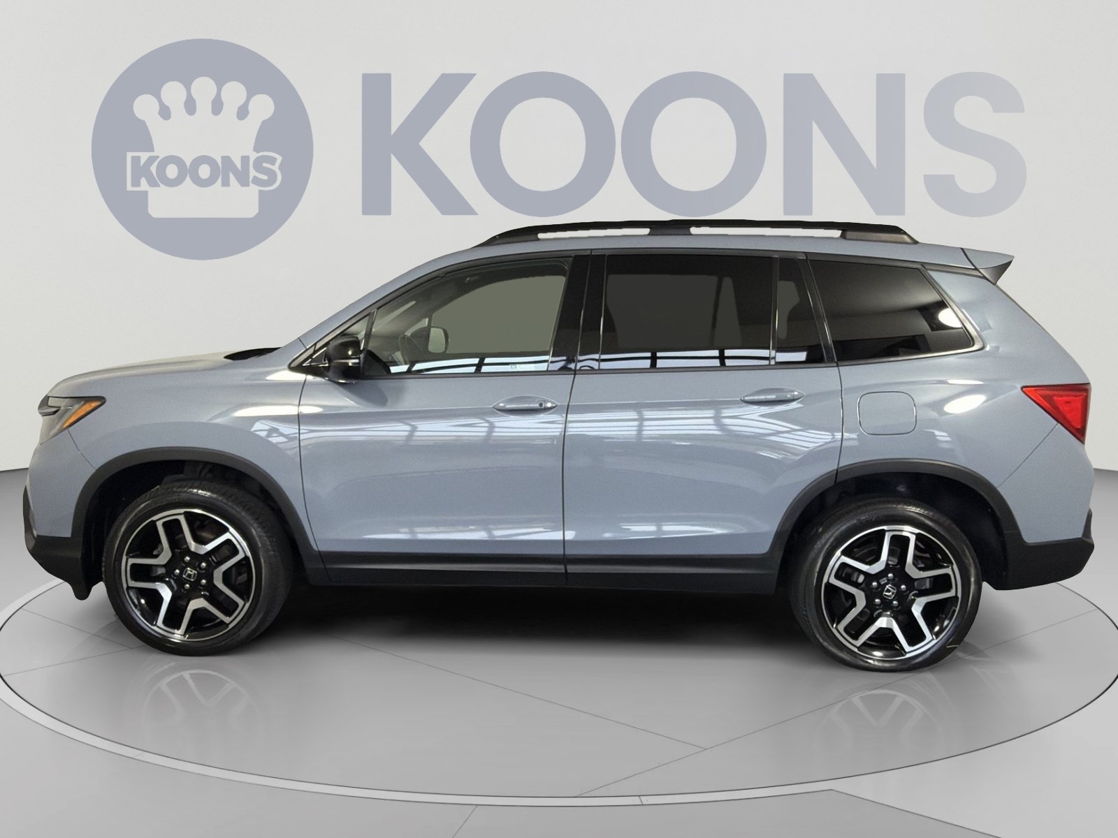 Used 2023 Honda Passport Elite image 2