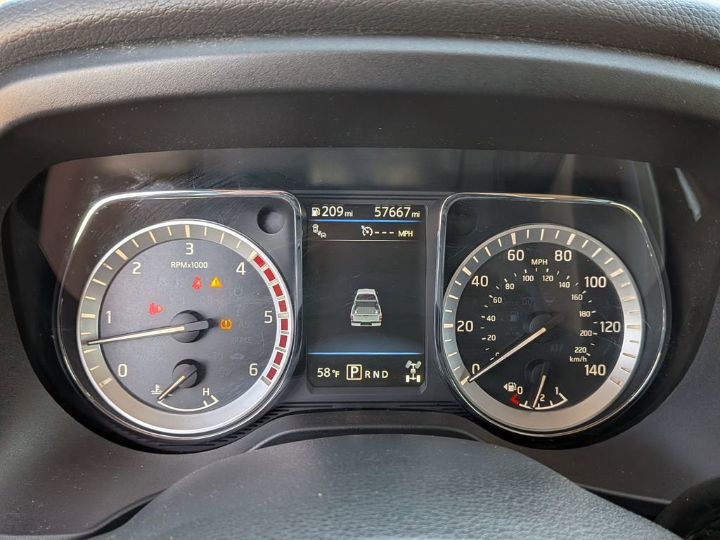 Used 2019 Nissan Titan PRO-4X w/ Pro-4x Convenience Package image 16