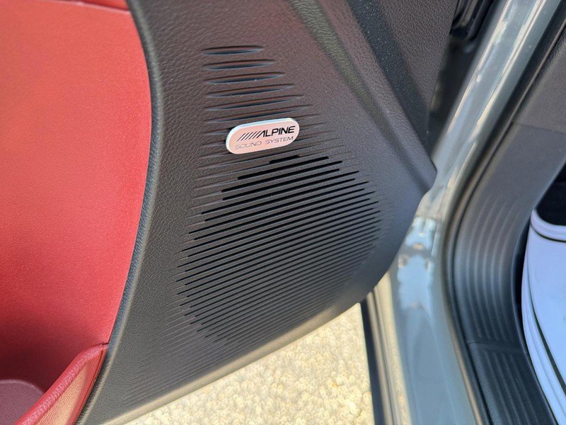 Used 2023 Dodge Challenger SRT Hellcat w/ Driver Convenience Group image 17