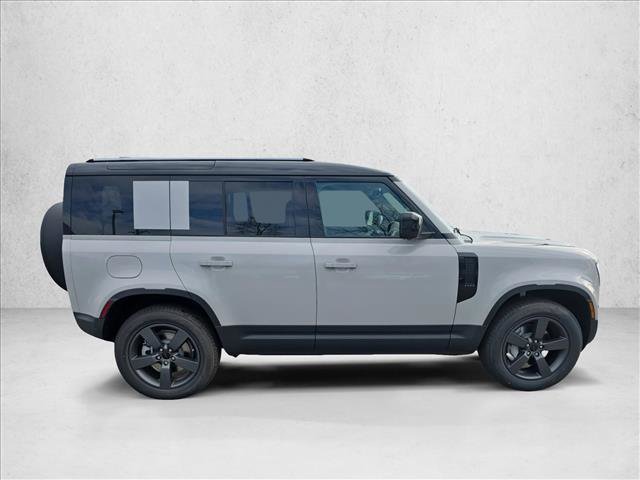 New 2026 Land Rover Defender 110 S image 4