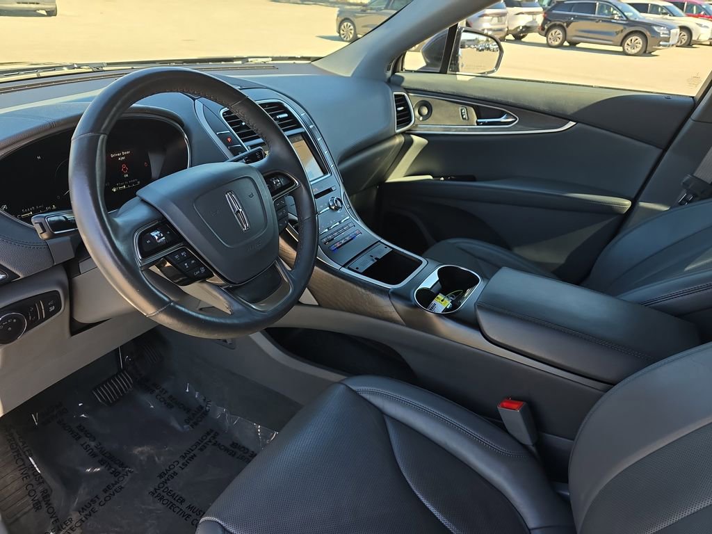 Used 2020 Lincoln Nautilus Reserve image 20