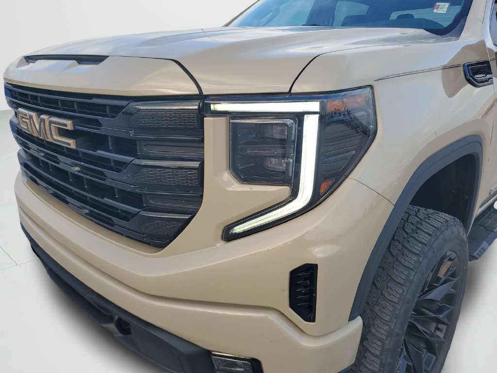 Used 2023 GMC Sierra 1500 Elevation AWD/4WD image 25