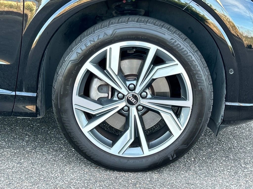 Used 2023 Audi Q4 e-tron Premium Plus w/ Premium Plus image 46