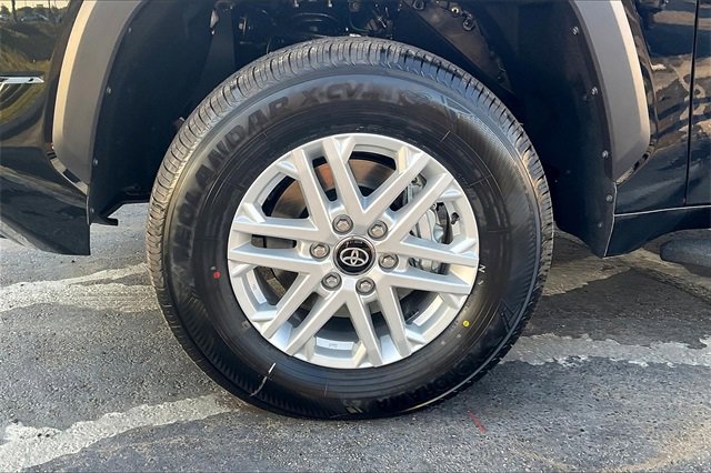 New 2026 Toyota Tundra SR5 image 12
