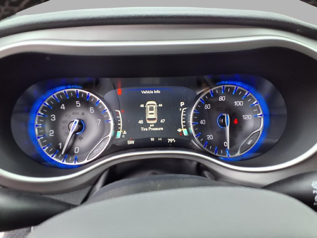 New 2027 Chrysler Pacifica Select FWD image 15