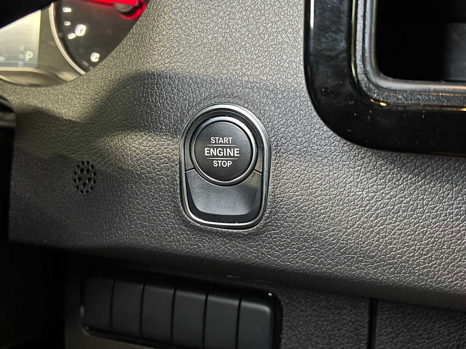 Used 2025 Mercedes-Benz Sprinter 2500 image 29