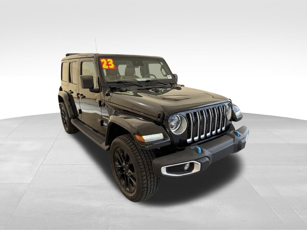 Used 2023 Jeep Wrangler Unlimited Sahara w/ Cold Weather Group AWD/4WD image 4