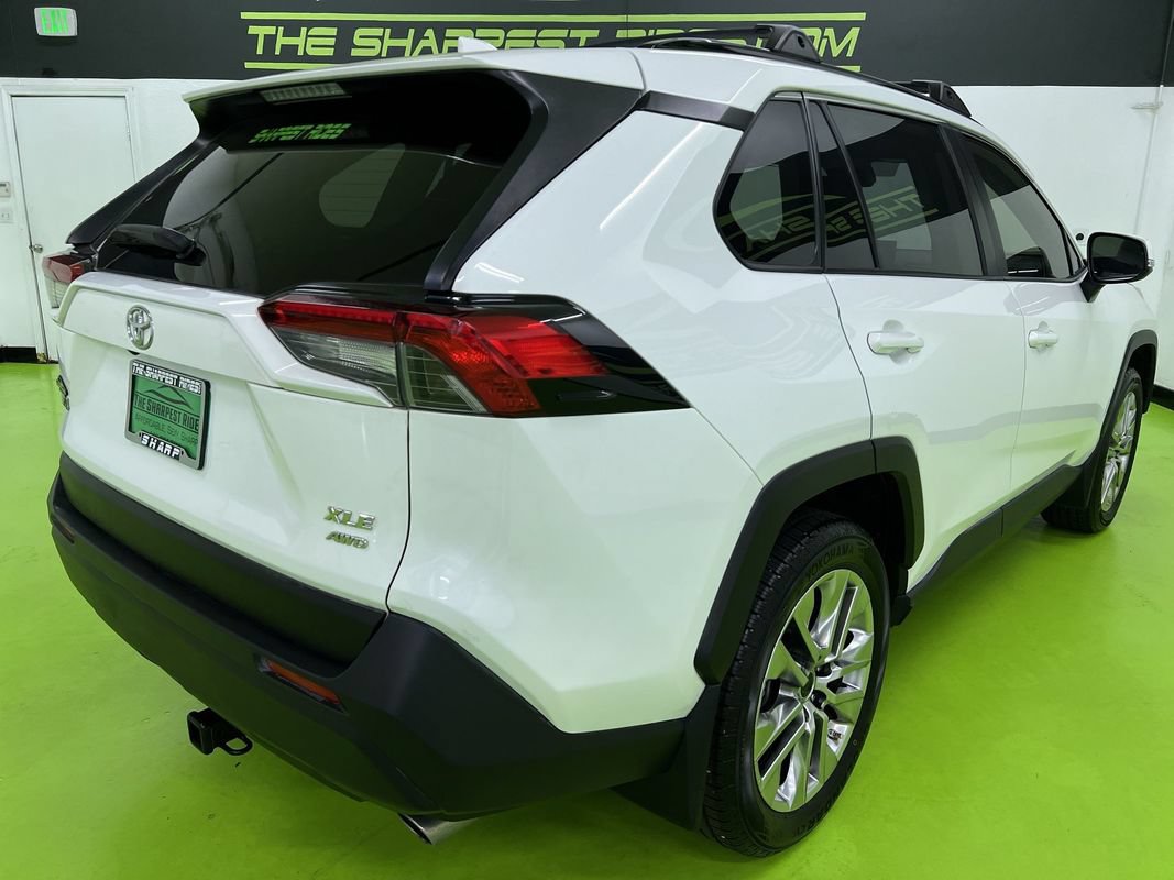 Used 2019 Toyota RAV4 XLE Premium AWD/4WD image 10