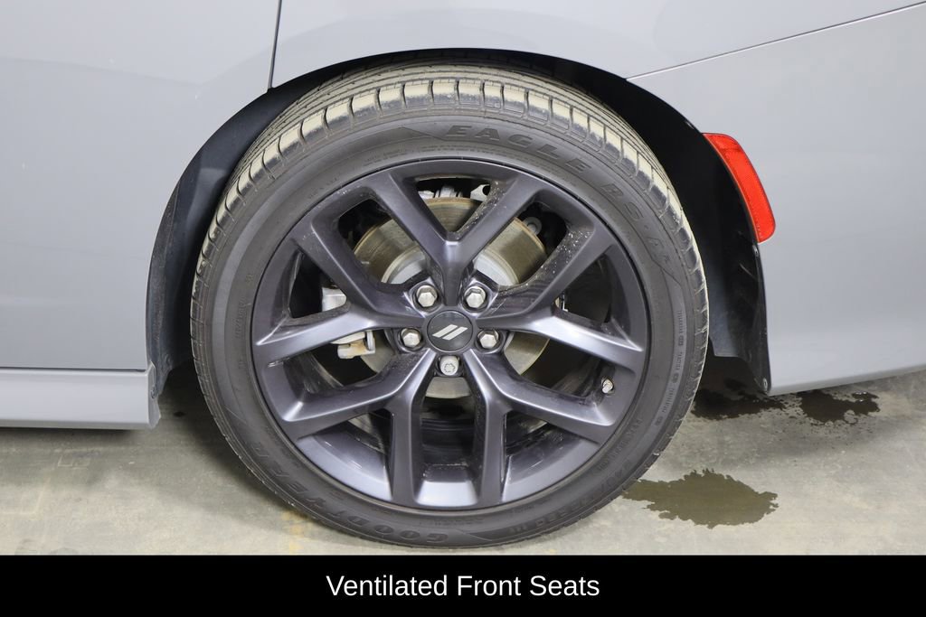 Used 2023 Dodge Charger R/T w/ Plus Group image 40