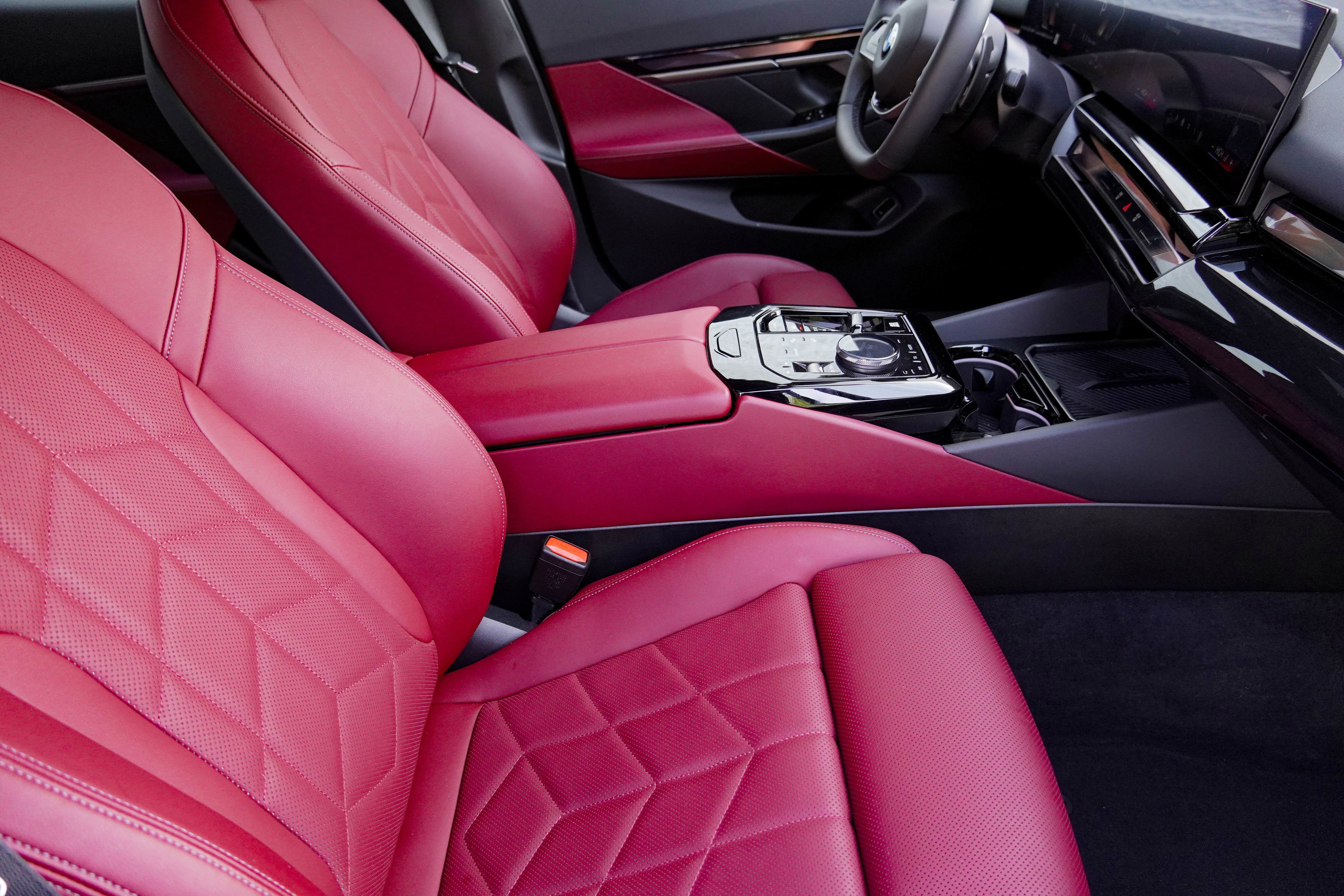 Used 2026 BMW 540i xDrive 540i xDrive image 12