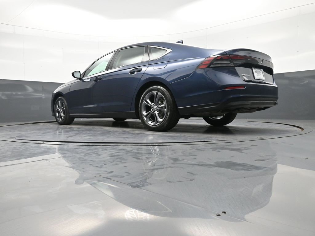 Certified 2023 Honda Accord EX image 32