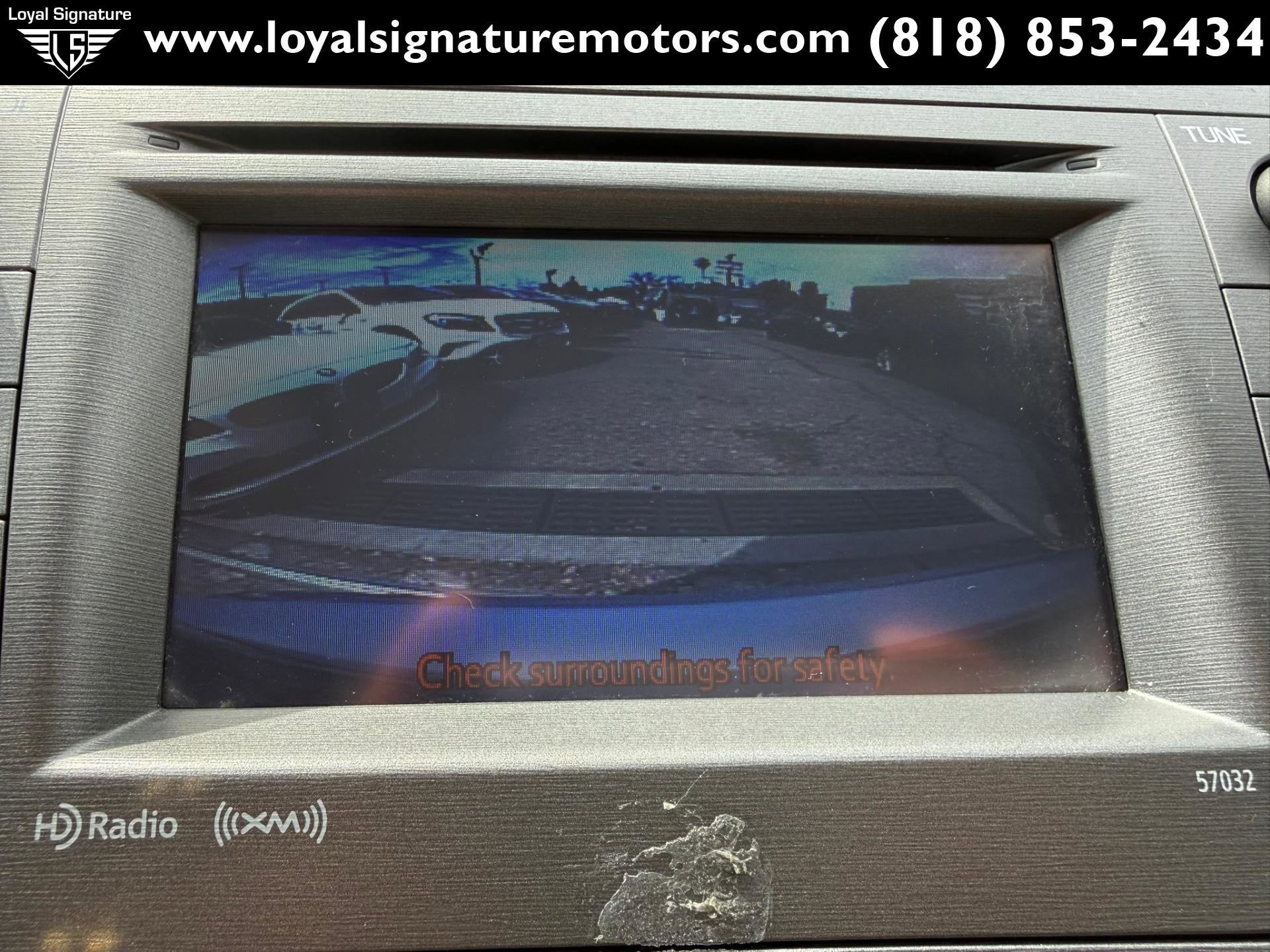 Used 2015 Toyota Prius Prime Plug-In Hybrid image 23