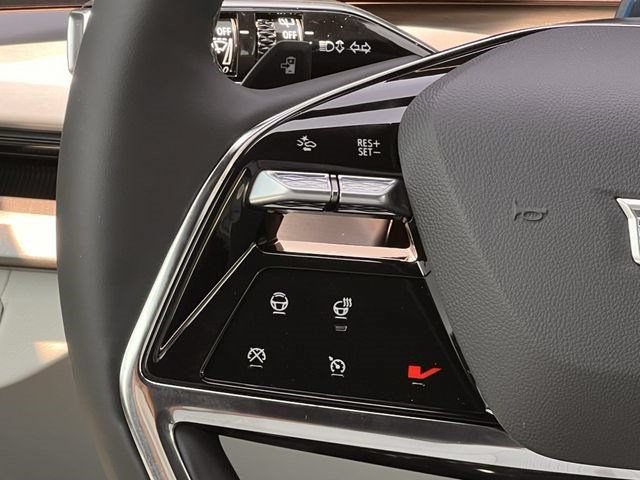 New 2027 Cadillac Vistiq Luxury AWD/4WD image 12