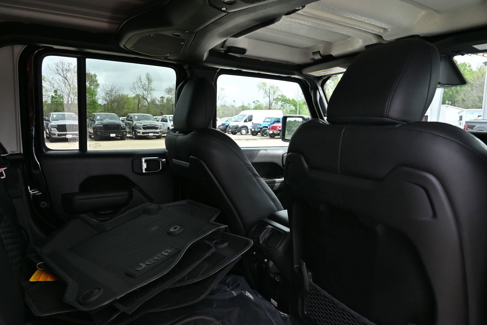 New 2026 Jeep Gladiator Mojave image 21