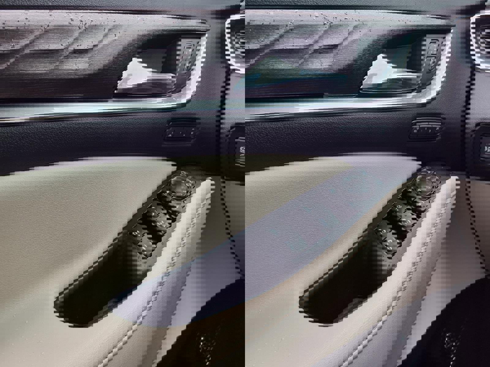 Used 2022 Buick Enclave Avenir w/ Trailering Package, 5000 lbs. image 22