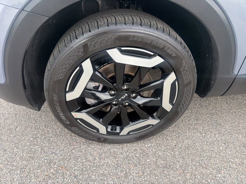 Certified 2025 Kia Telluride S image 10