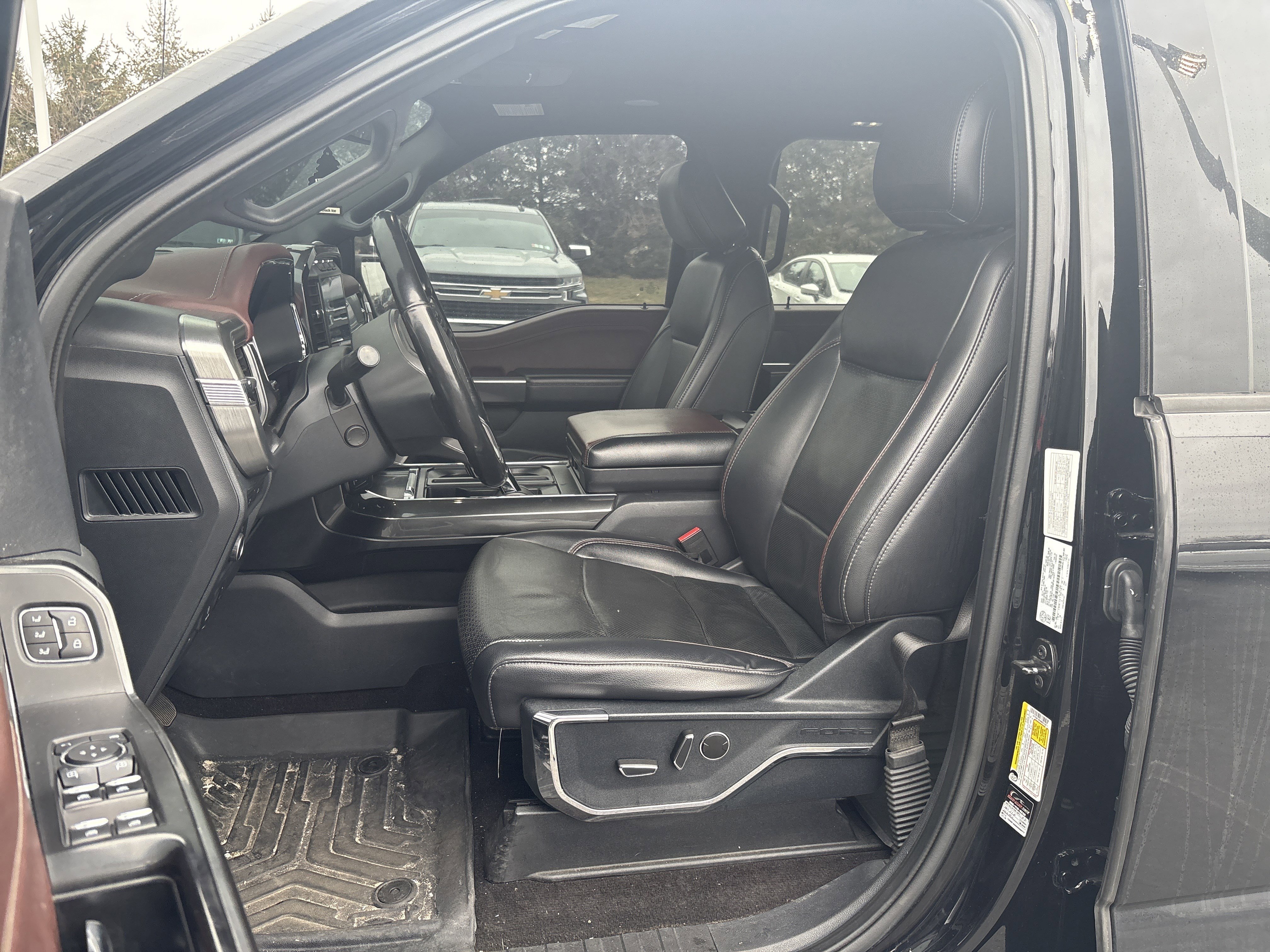 Used 2021 Ford F150 Lariat w/ Equipment Group 502A High image 17