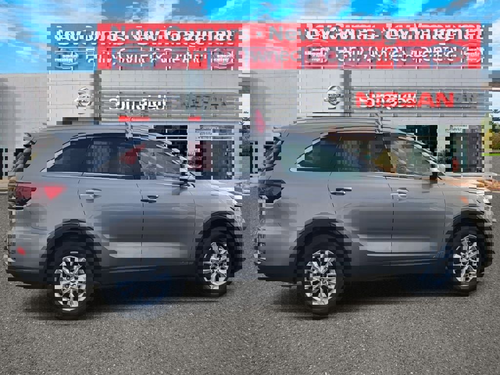 Used 2019 Kia Sorento LX w/ LX Convenience Package image 7