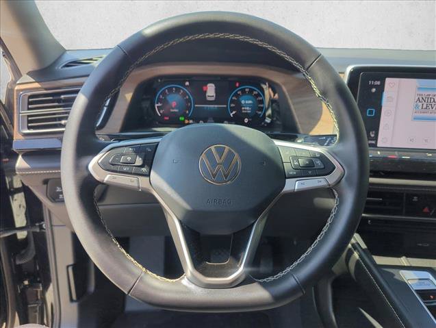 Used 2024 Volkswagen Atlas SE FWD image 15