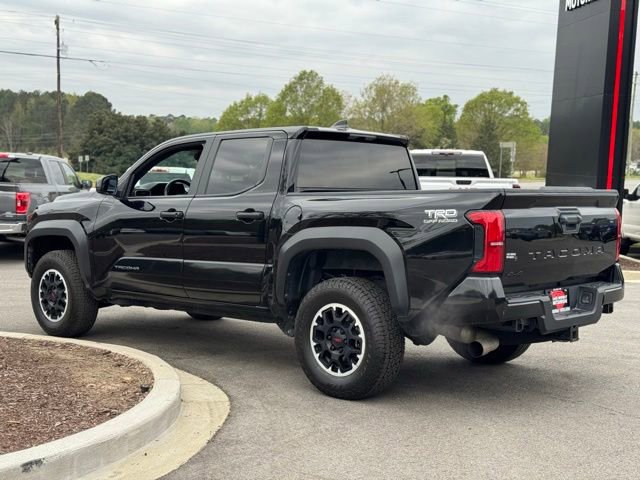 Used 2024 Toyota Tacoma TRD Off-Road image 9