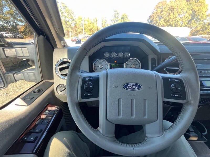 Used 2008 Ford F250 Lariat image 23