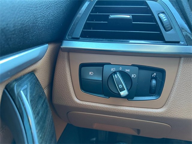 Used 2016 BMW 428i xDrive Convertible image 25