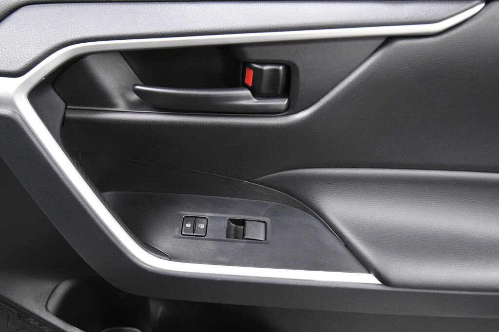 Certified 2024 Toyota RAV4 LE image 26