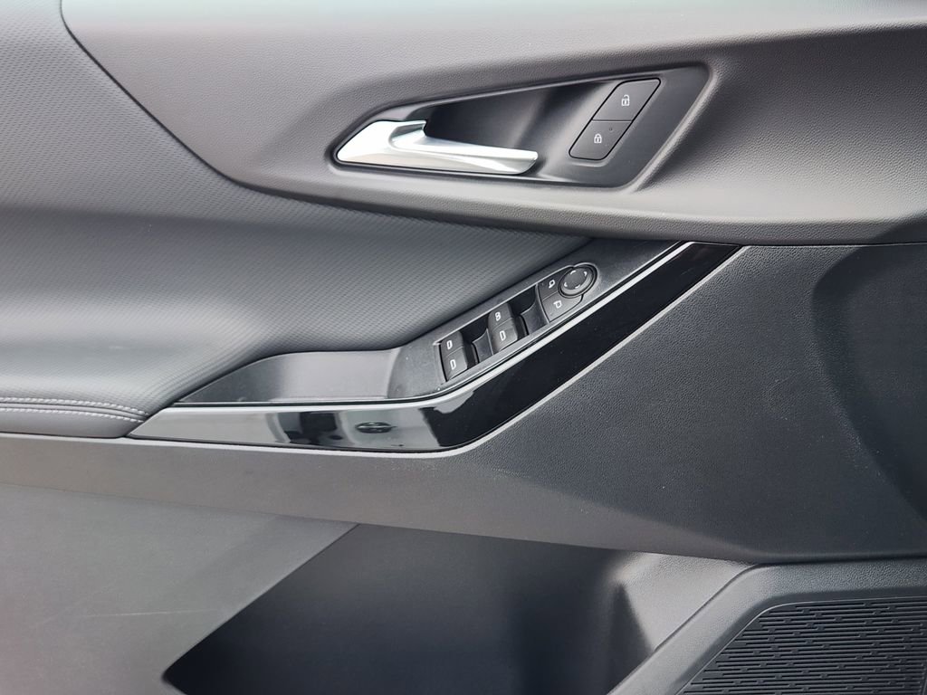 New 2026 Chevrolet Equinox LT image 25