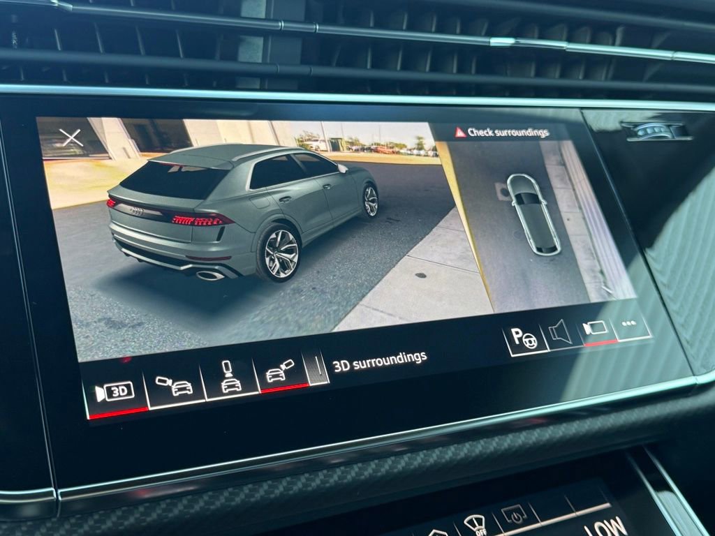 Used 2024 Audi RS Q8 w/ Black Optic Package image 41