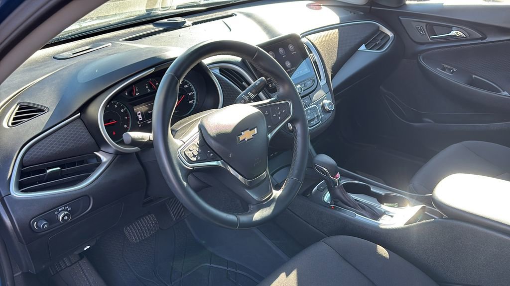 Used 2024 Chevrolet Malibu RS image 26