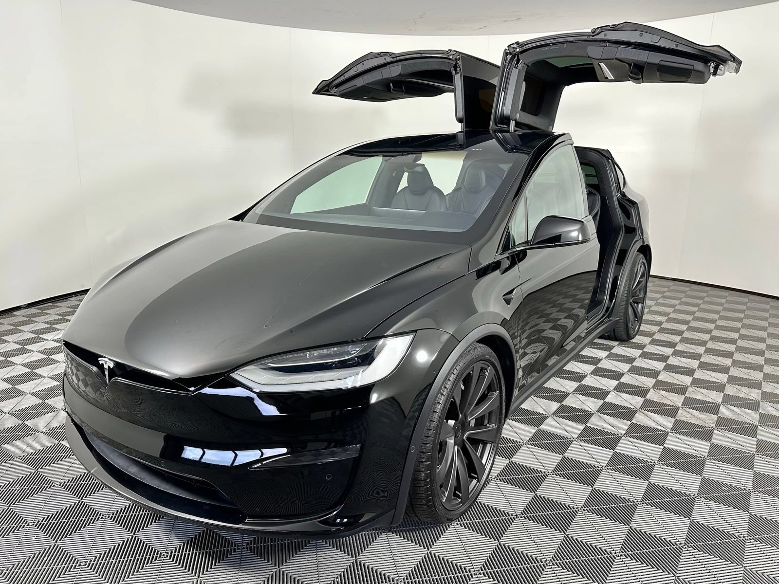 Used 2022 Tesla Model X Plaid AWD/4WD image 37