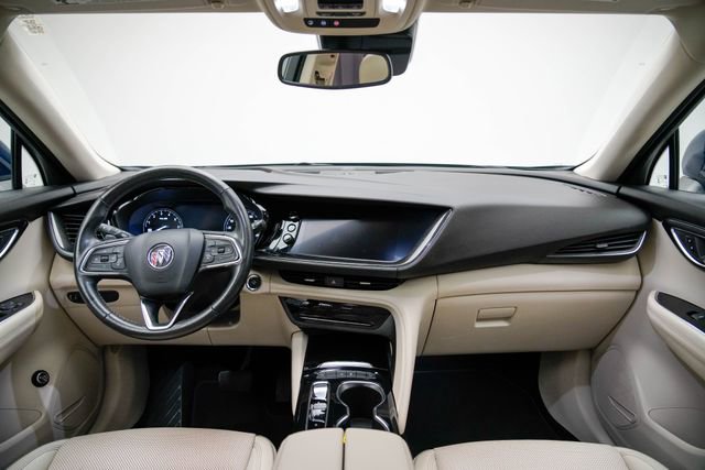 Used 2022 Buick Envision Essence w/ Safety Package image 27