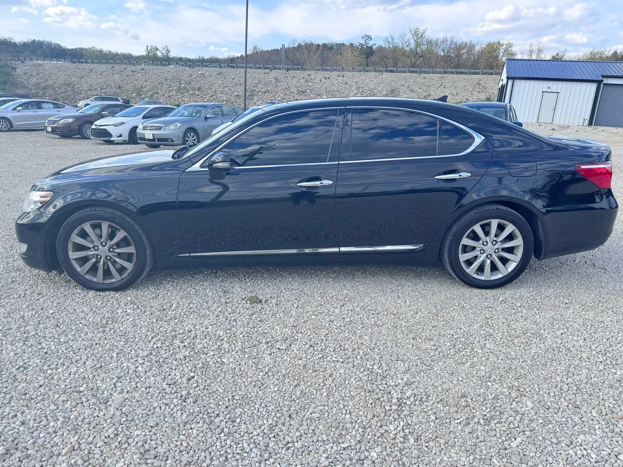 Used 2012 Lexus LS 460 AWD w/ Comfort Pkg image 3