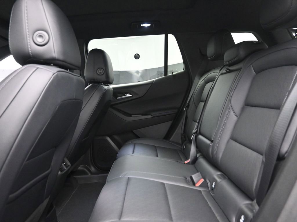New 2026 Chevrolet Equinox LT w/ Convenience Package II image 11