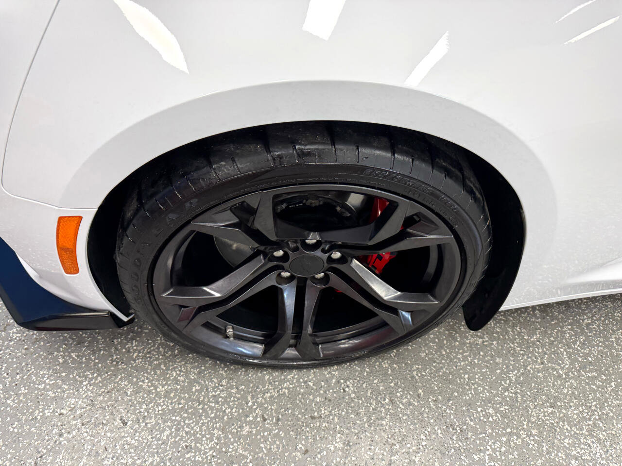 Used 2019 Chevrolet Camaro SS RWD image 30
