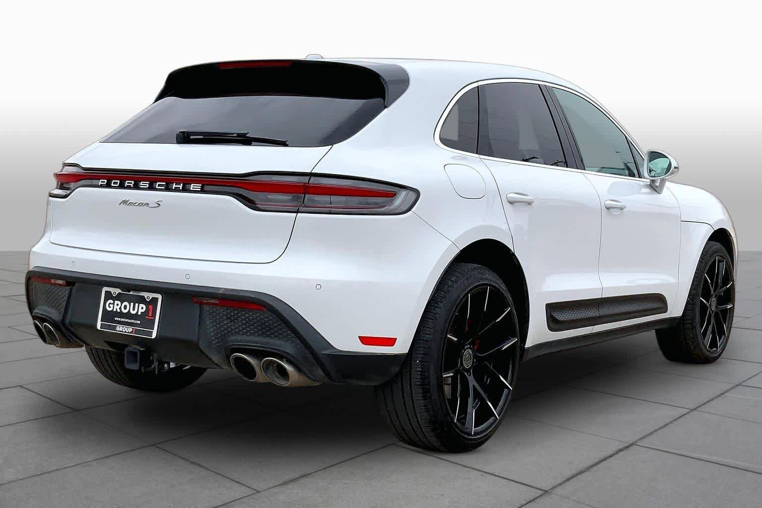 Used 2022 Porsche Macan S w/ Premium Package Plus AWD/4WD image 12