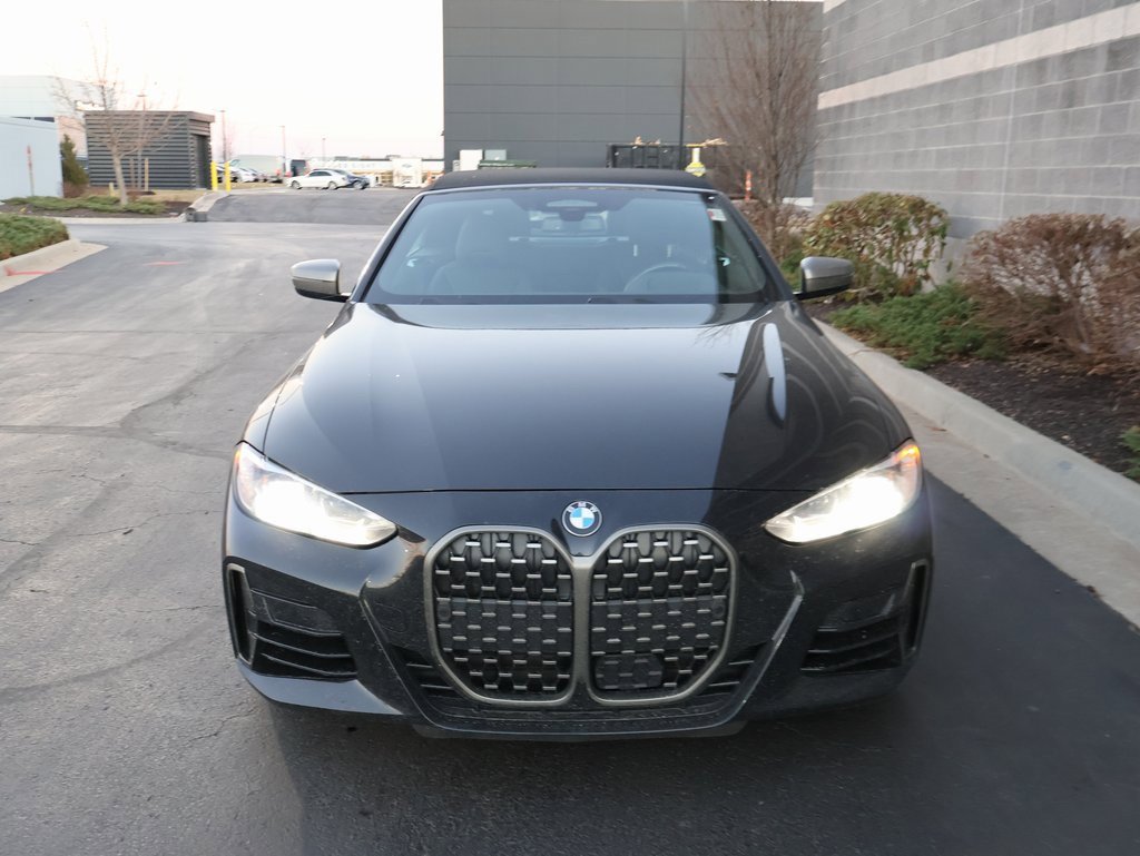 Used 2022 BMW 440i xDrive M440i xDrive image 3